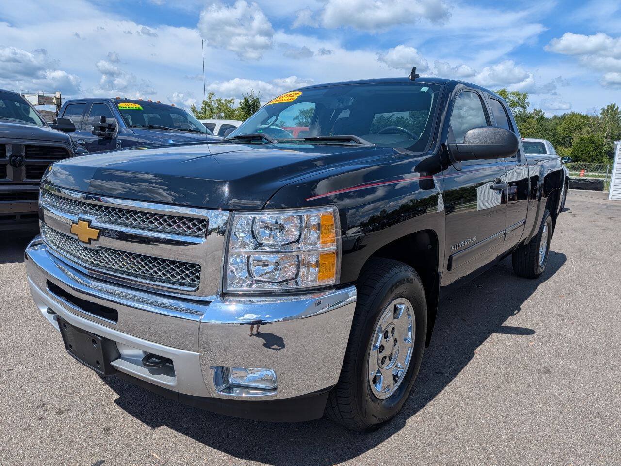 Used 2012 Chevrolet Silverado 1500 LT w/ All-Star Edition AWD/4WD image 2
