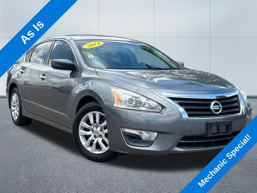 Used 2014 Nissan Altima 2.5 S w/ Display Audio Package FWD image 35