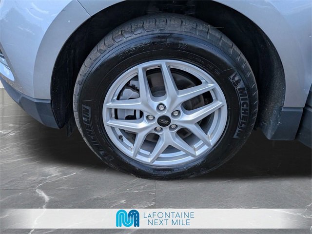 Used 2024 Ford Edge SEL image 28