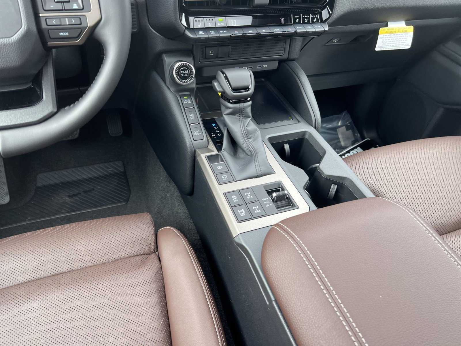 New 2027 Toyota Land Cruiser w/ Premium Package AWD/4WD image 23