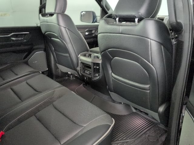 New 2026 RAM 1500 Laramie AWD/4WD image 10