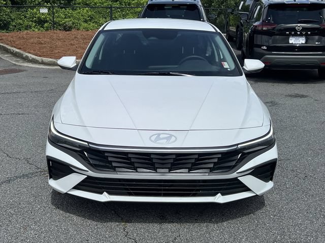 Used 2026 Hyundai Elantra Hybrid FWD image 2