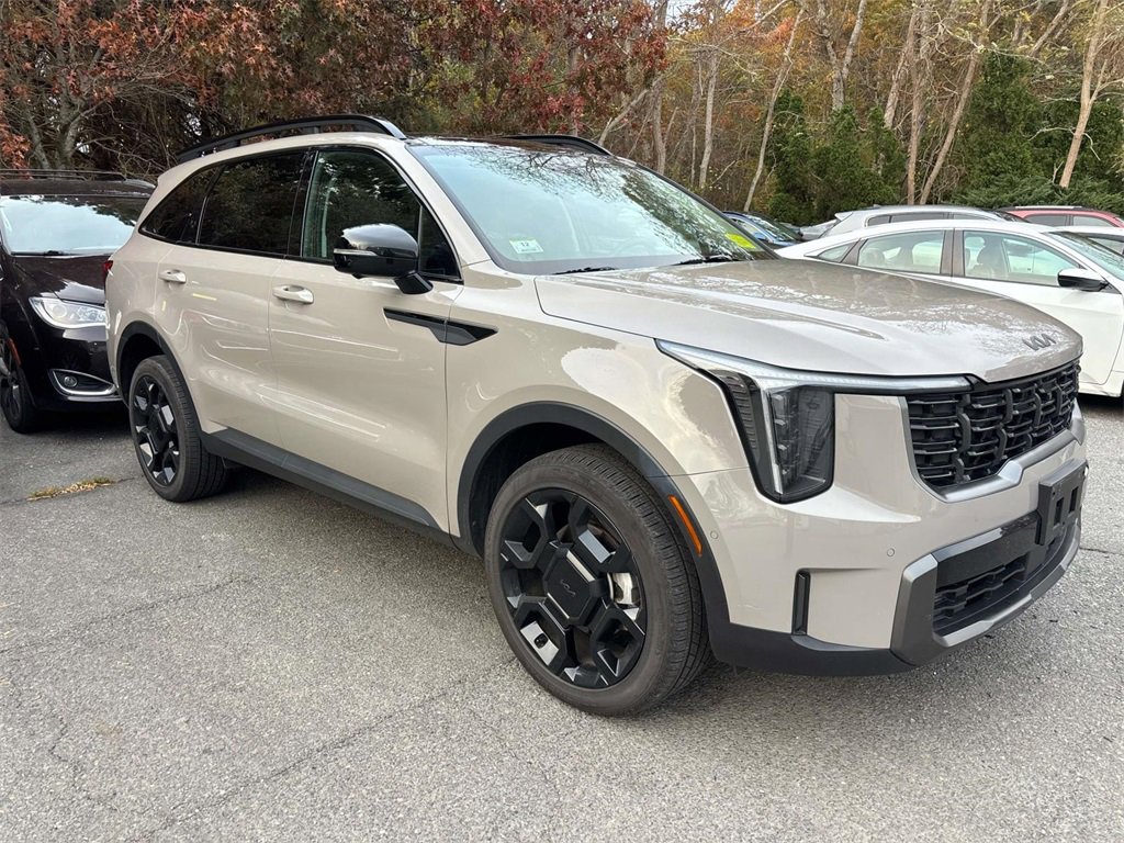 Certified 2025 Kia Sorento SX image 1