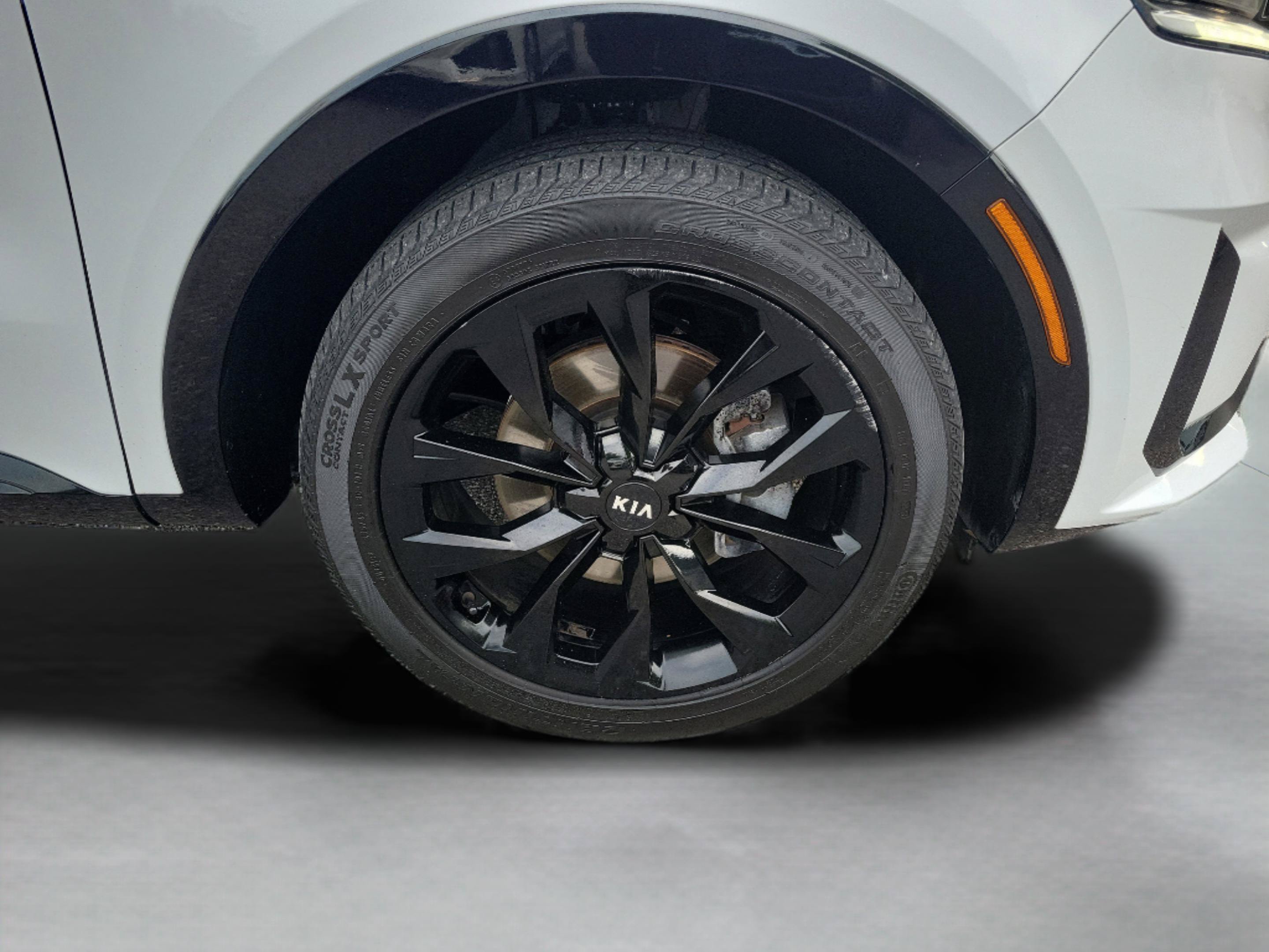 Certified 2021 Kia Sorento SX FWD image 30