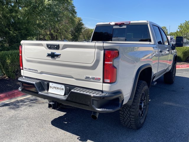 Used 2026 Chevrolet Silverado 2500 ZR2 AWD/4WD image 3