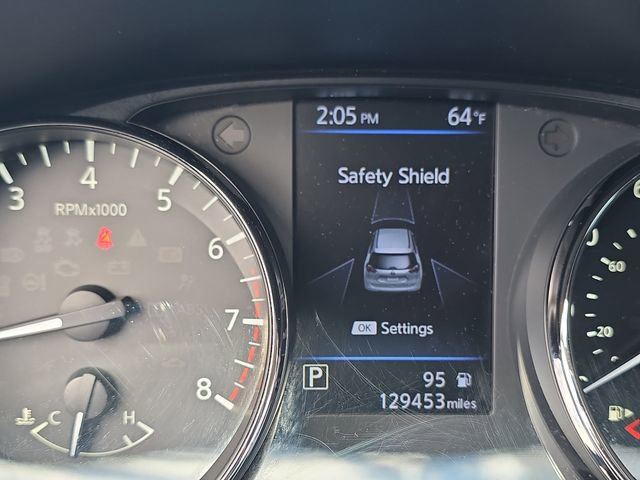 Used 2018 Nissan Rogue SV image 33