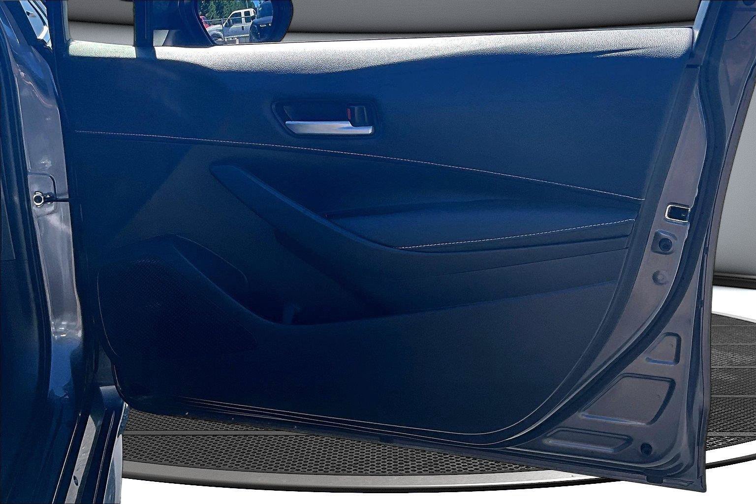 Used 2022 Toyota Corolla SE FWD image 26