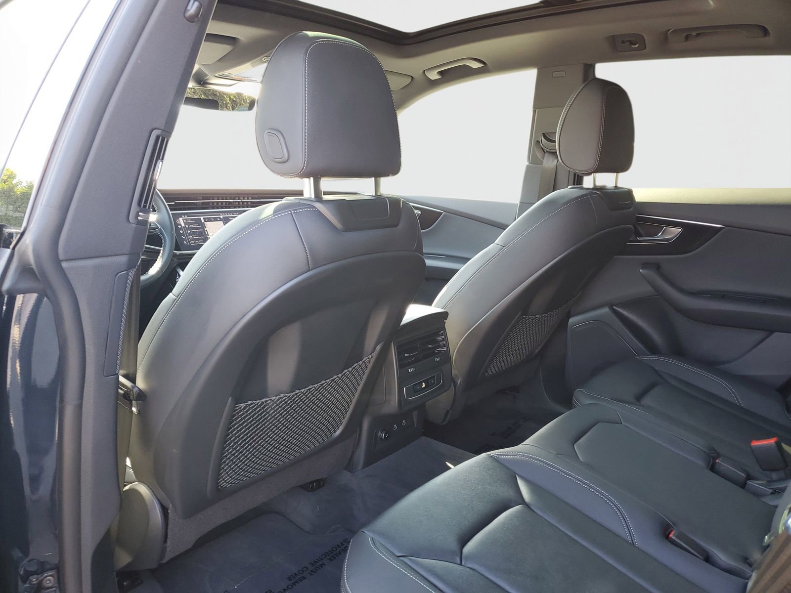 Used 2025 Audi Q8 Premium w/ Black Optic Package image 14