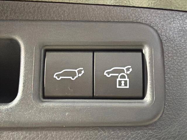 Used 2025 Lexus RX 350 FWD w/ Accessory Package image 19