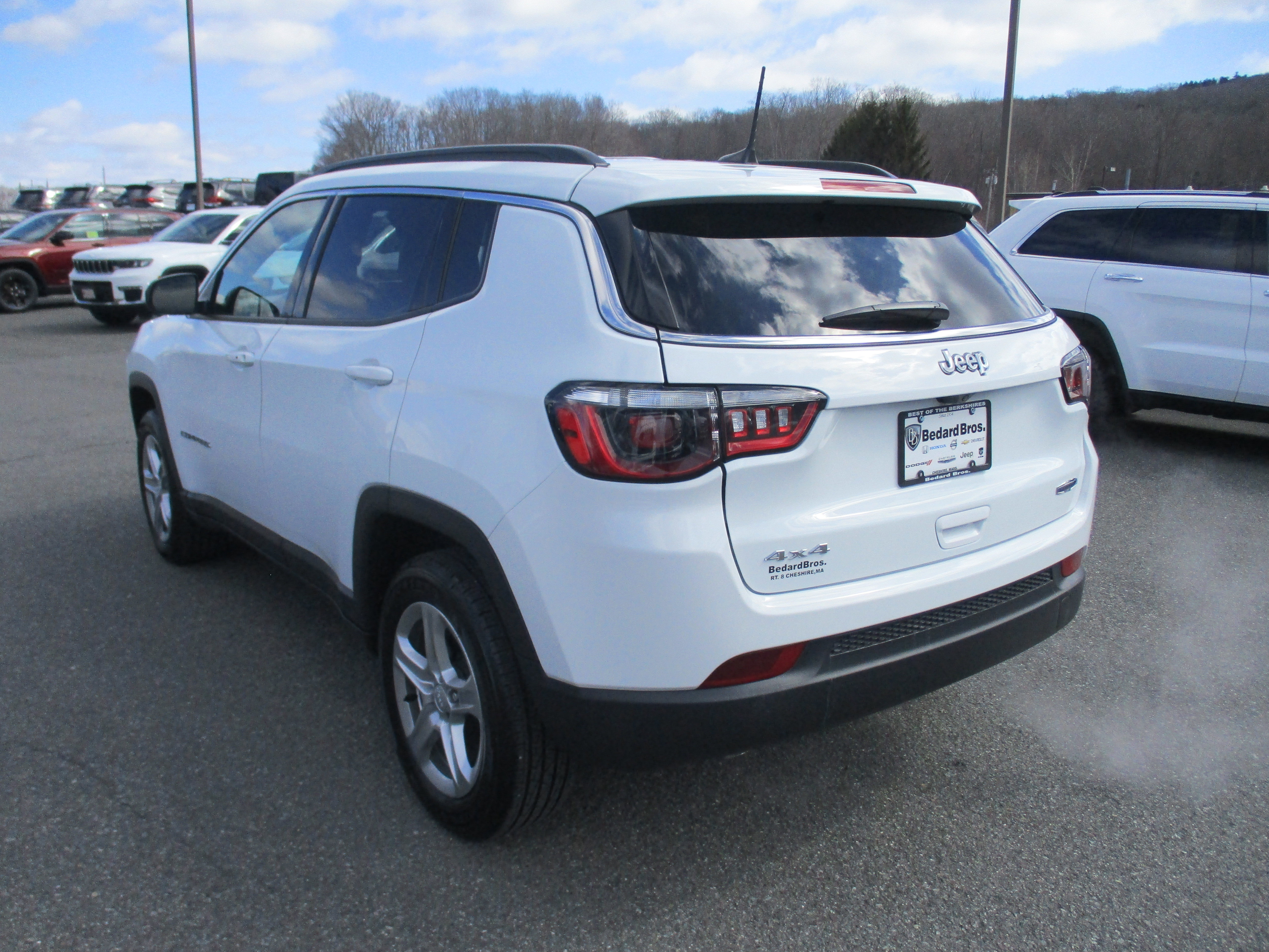 Certified 2024 Jeep Compass Latitude image 7