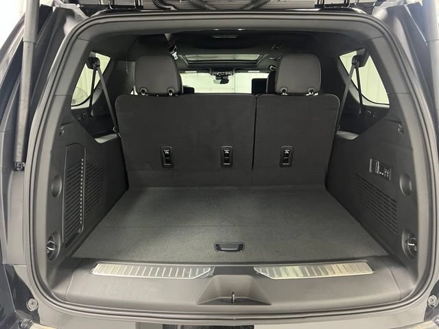 New 2026 Chevrolet Suburban High Country AWD/4WD image 18