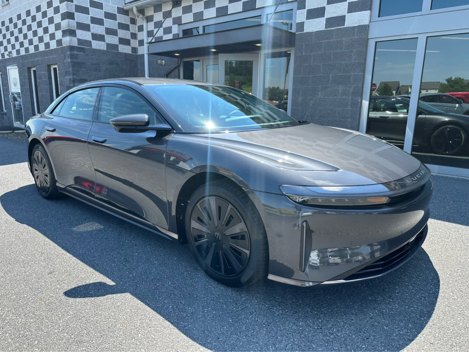 Used 2025 Lucid Air Grand Touring AWD/4WD image 1
