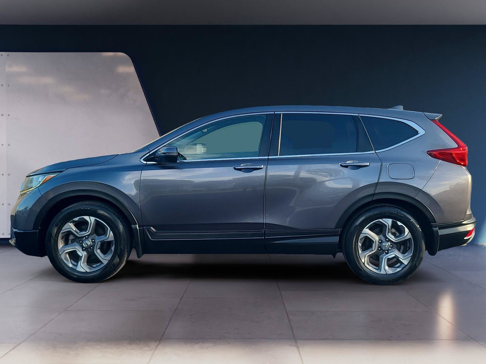 Used 2017 Honda CR-V EX image 2