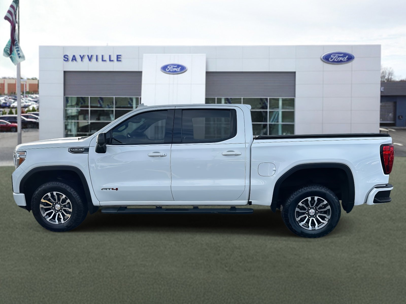 Used 2019 GMC Sierra 1500 AT4 w/ AT4 Premium Package image 2