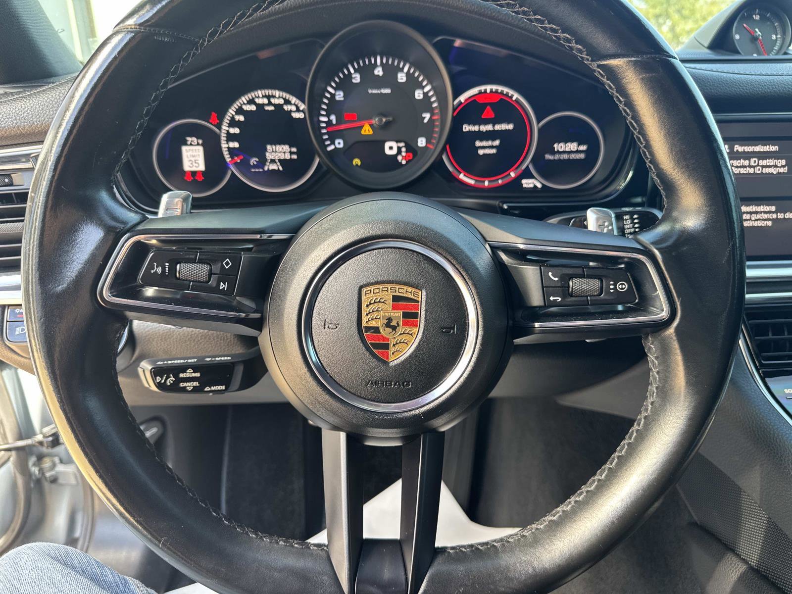 Used 2021 Porsche Panamera image 27