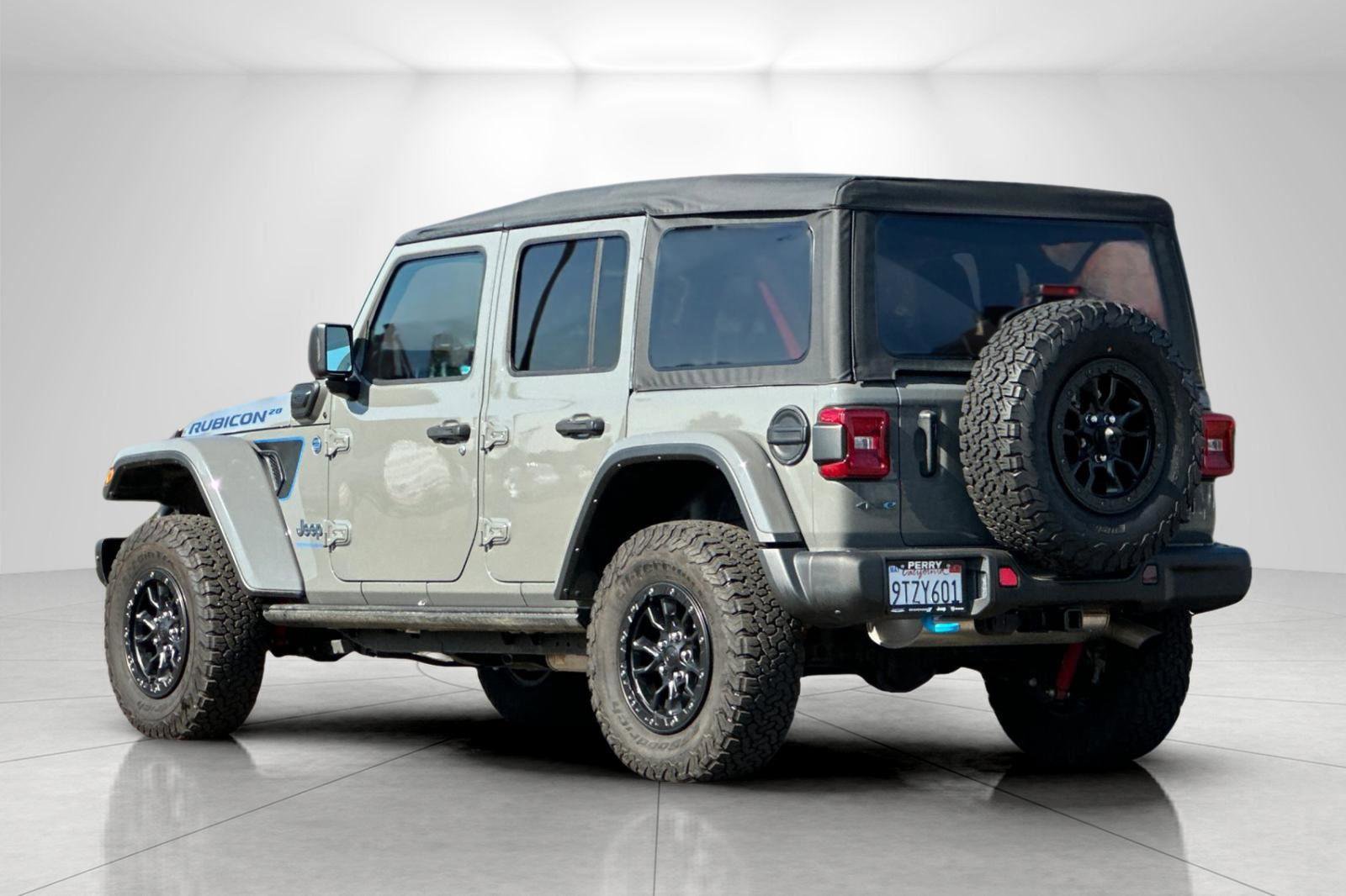 Used 2023 Jeep Wrangler Unlimited Rubicon 4xe image 5