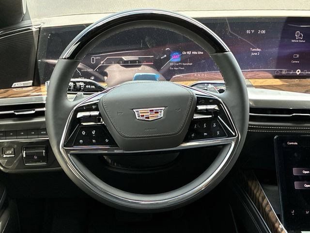 New 2026 Cadillac Escalade ESV Platinum Sport w/ LPO, ONYX Package AWD/4WD image 11