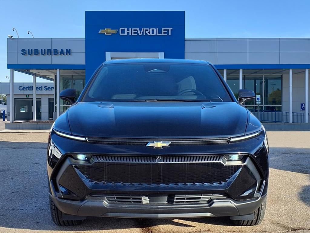 New 2026 Chevrolet Equinox EV LT image 2