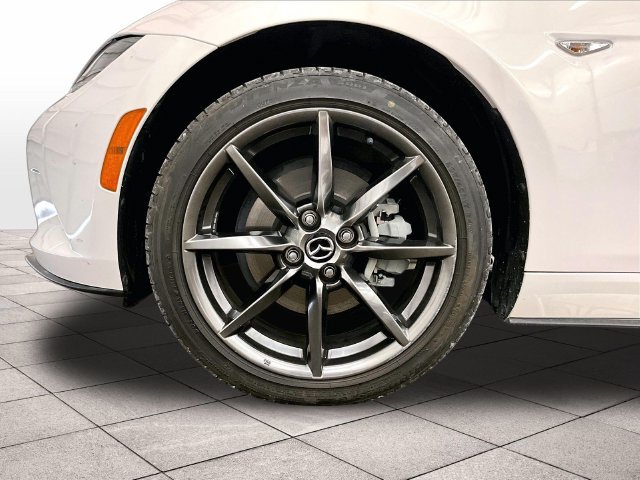 Used 2016 MAZDA MX-5 Miata Grand Touring RWD image 8