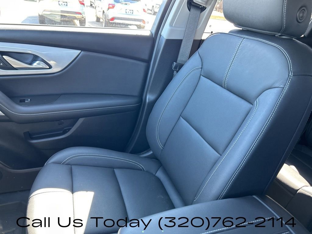 Certified 2024 Chevrolet Blazer LT w/ LPO, Black Grille Bar Package AWD/4WD image 28