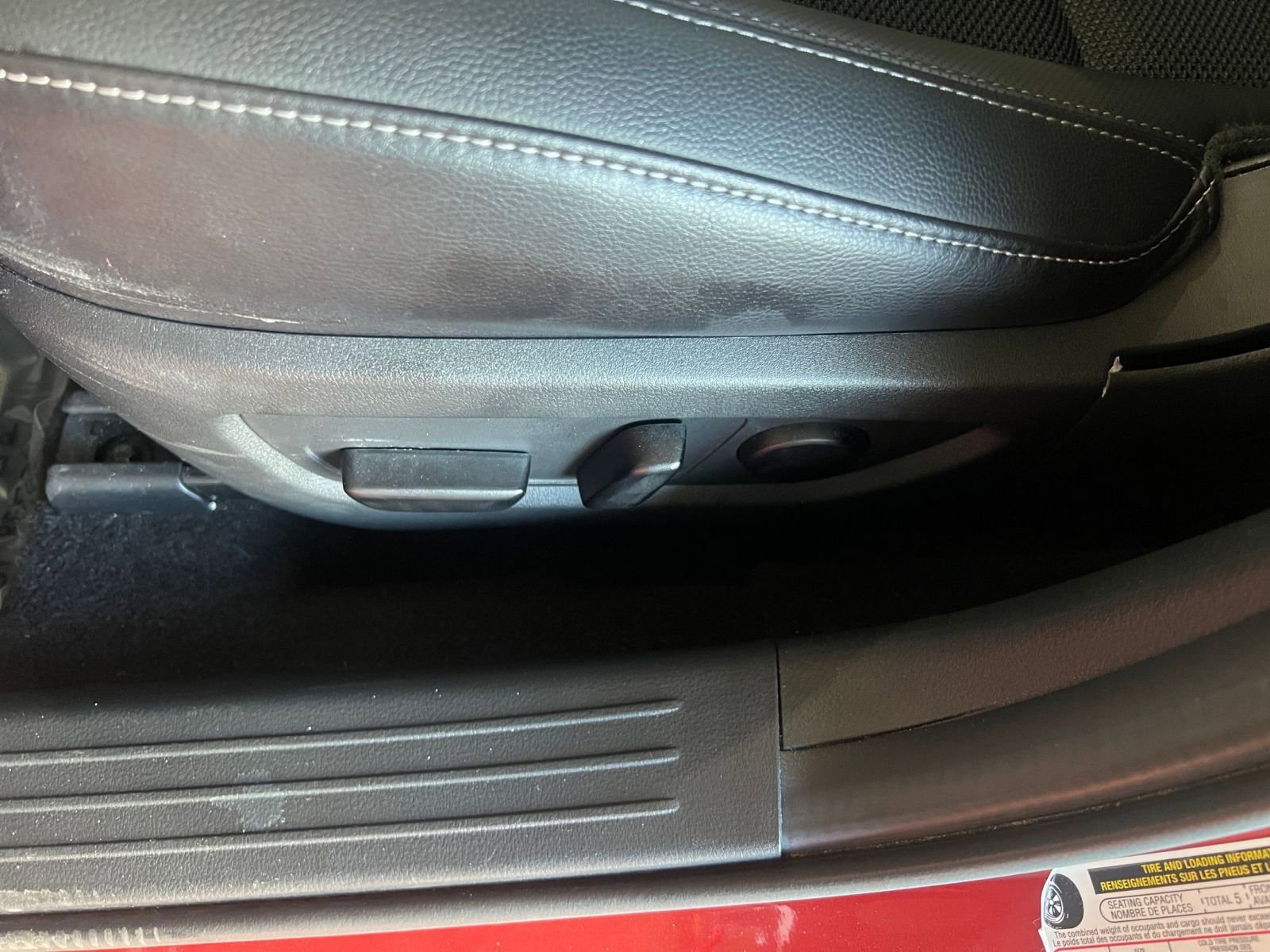 Used 2025 MAZDA CX-50 AWD 2.5 S w/ Premium Package image 22