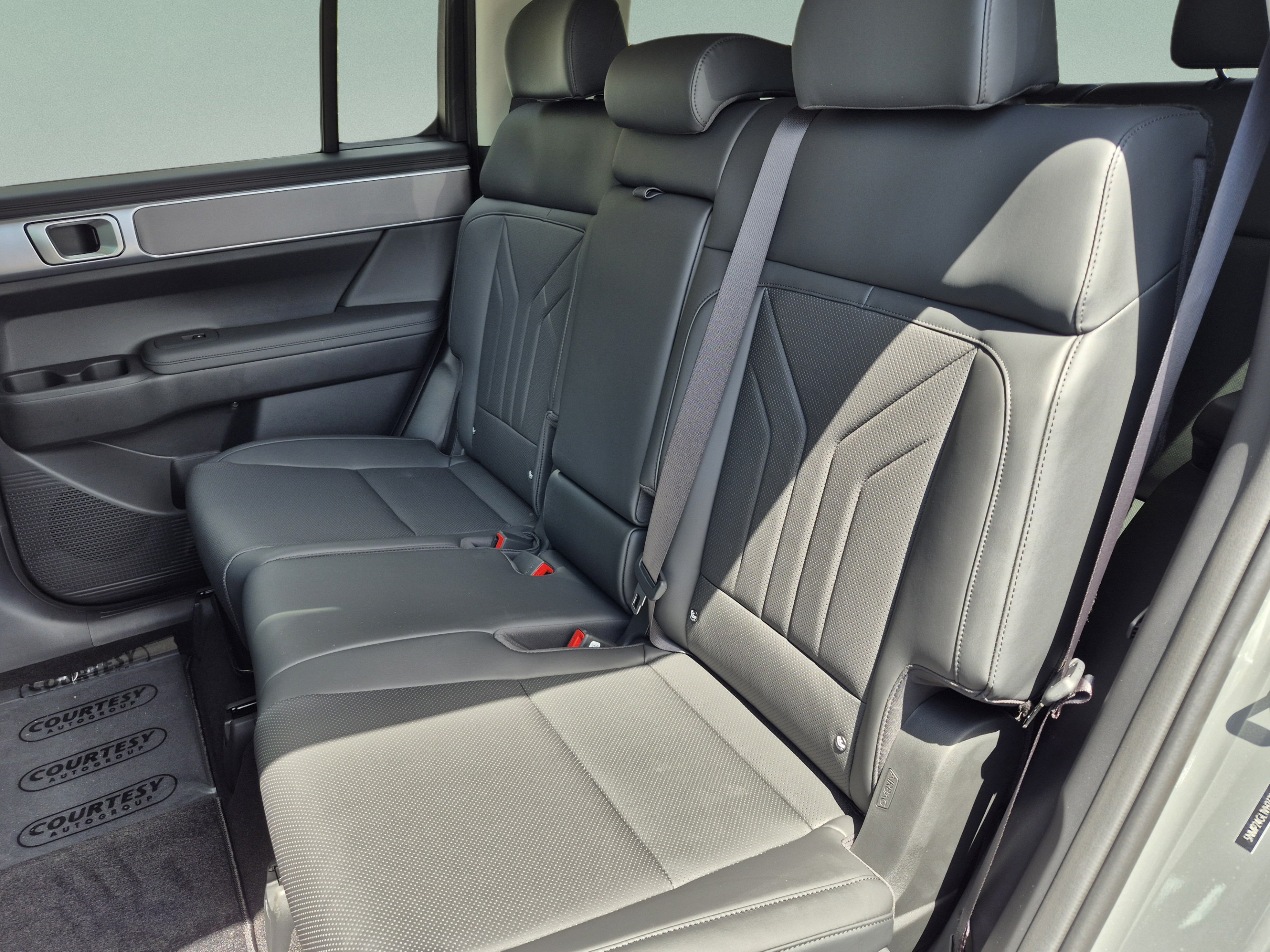 New 2027 Hyundai Santa Fe SEL FWD image 21