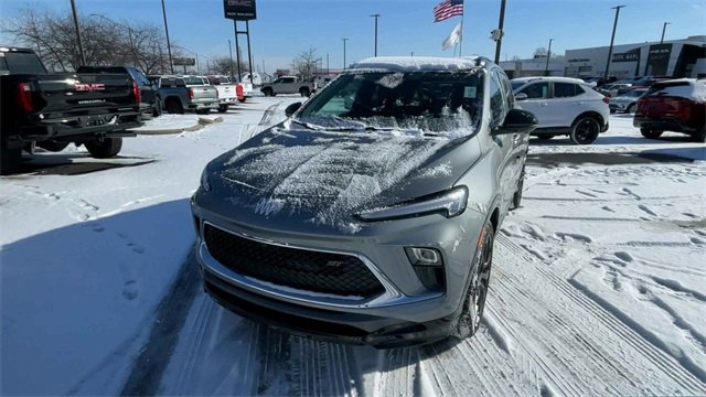 New 2026 Buick Encore GX Sport Touring image 5