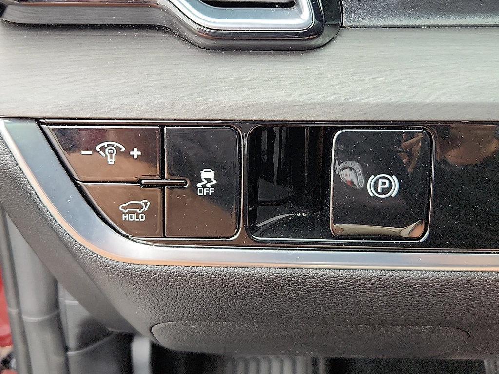 Certified 2025 Kia Sportage X-Line w/ Premium Package AWD/4WD image 27