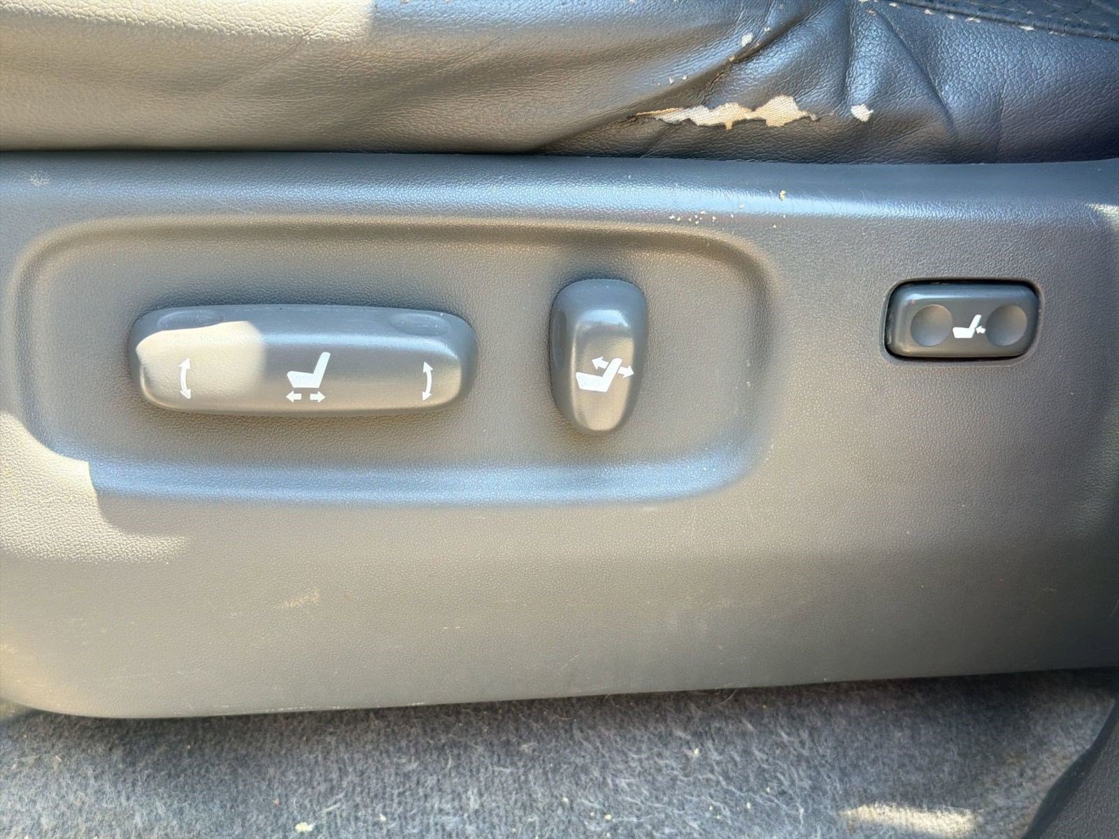 Used 2009 Toyota Land Cruiser AWD/4WD image 13