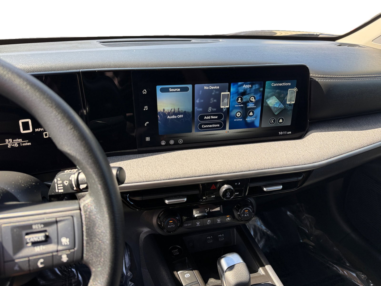Used 2026 Nissan Kicks SV FWD image 12