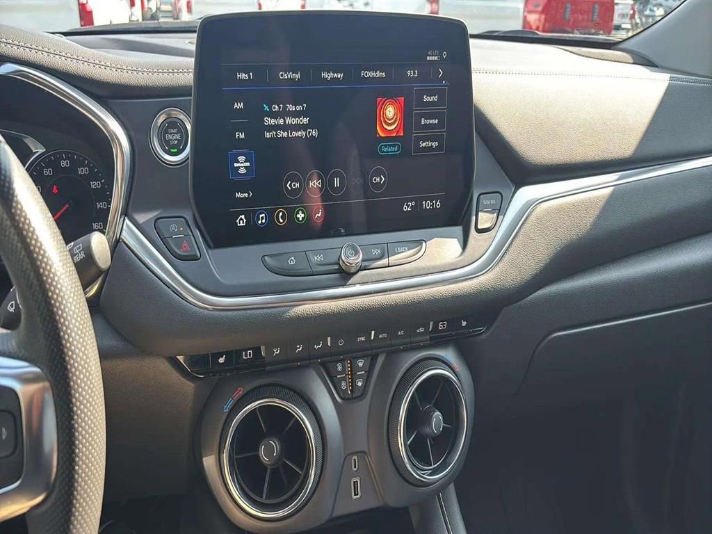 Used 2023 Chevrolet Blazer LT w/ Convenience Package image 17