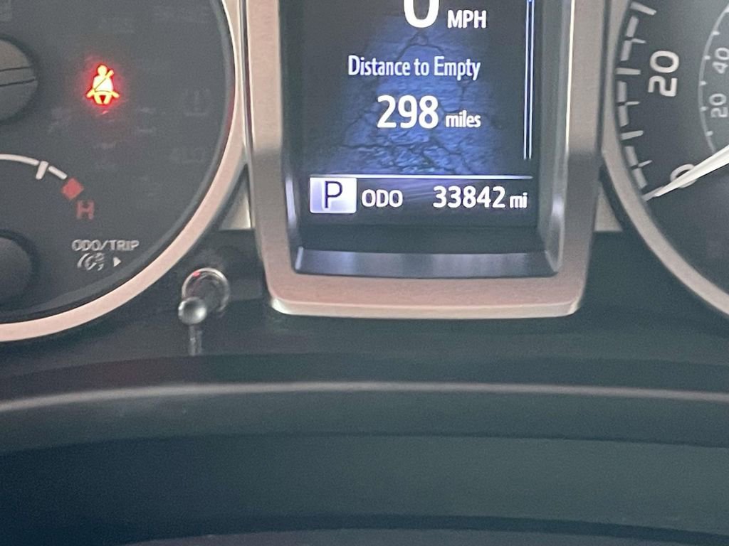 Used 2022 Toyota Tacoma SR5 image 37