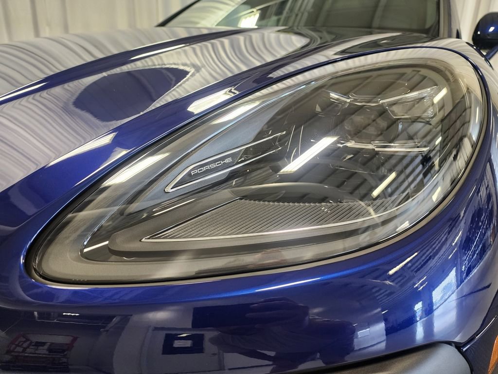 Certified 2025 Porsche Macan image 25