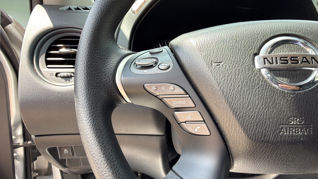 Used 2019 Nissan Pathfinder S AWD/4WD image 24