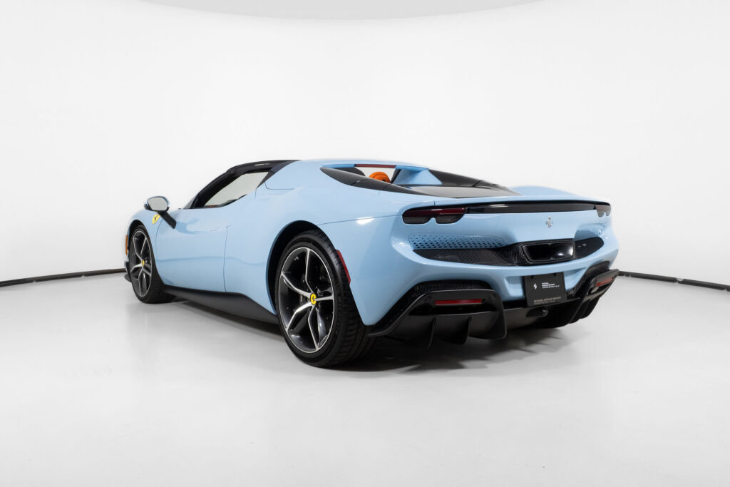 Used 2024 Ferrari 296 GTS RWD image 4