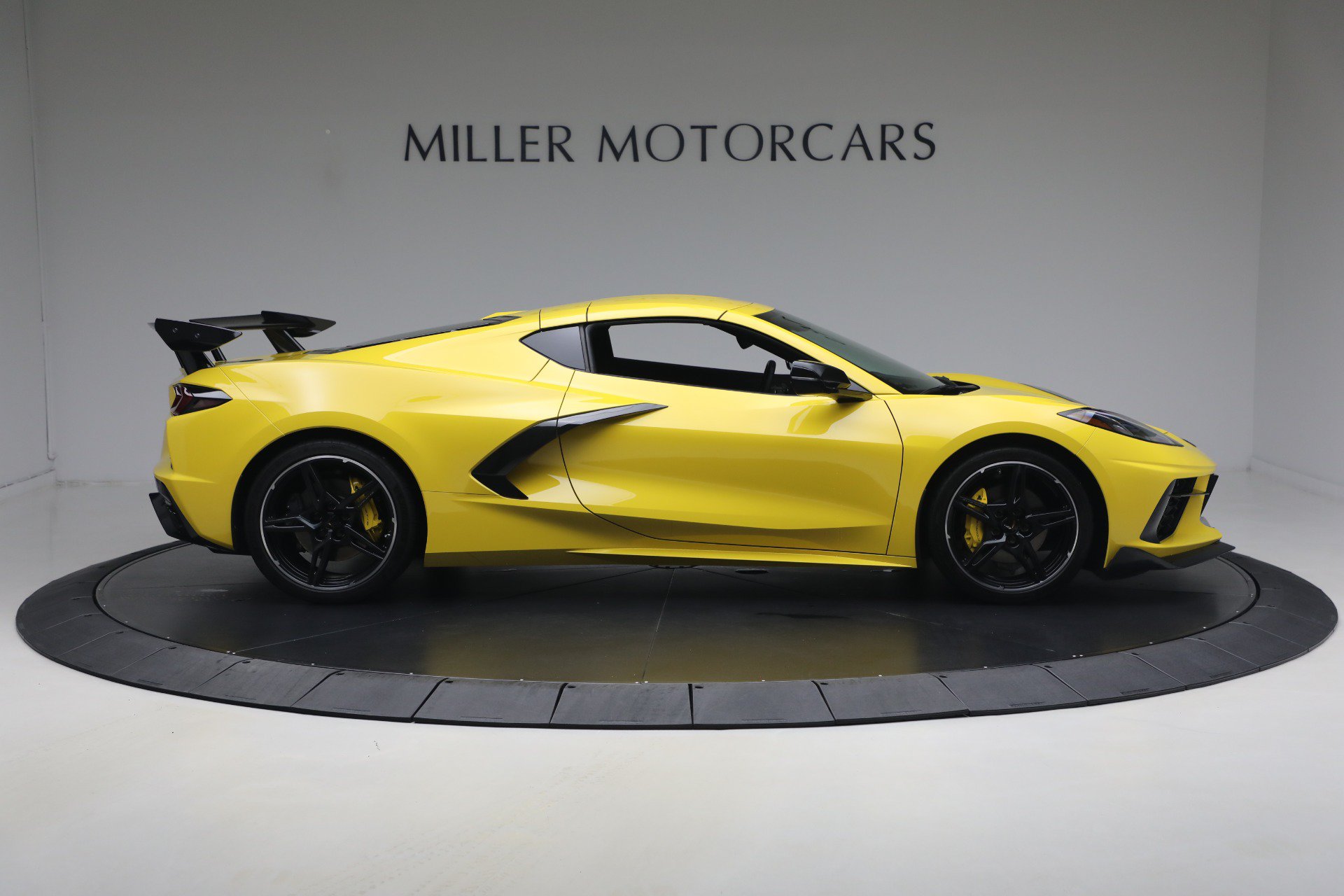 Used 2025 Chevrolet Corvette Stingray Coupe w/ Battery Protection Package RWD image 28