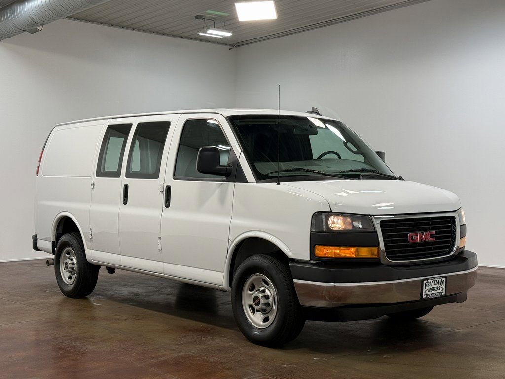 Used 2024 GMC Savana 2500 w/ Driver Convenience Package image 27