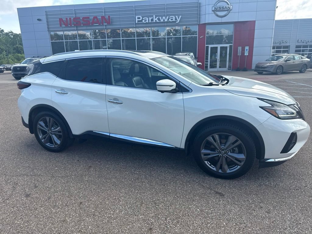Used 2022 Nissan Murano Platinum AWD/4WD image 1