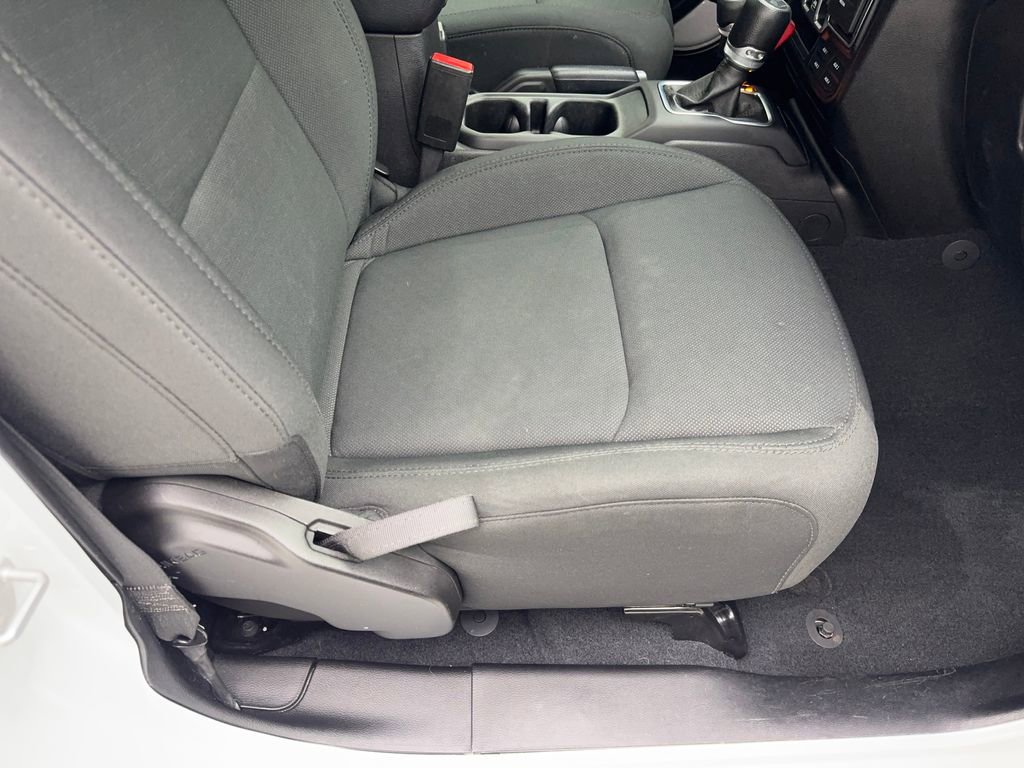 Used 2022 Jeep Wrangler Unlimited Sport image 42