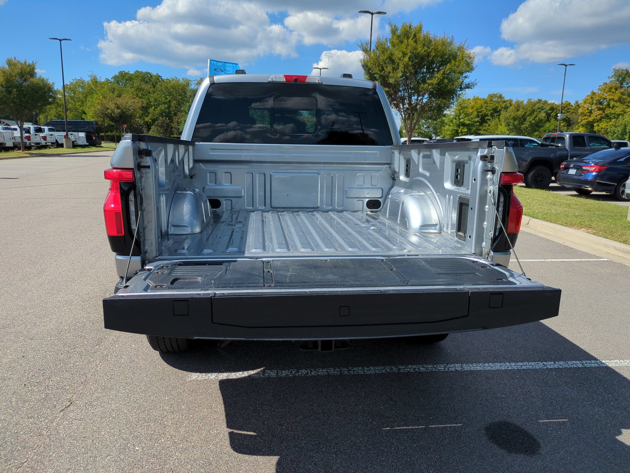 Certified 2025 Ford F150 Lightning Lariat AWD/4WD image 37