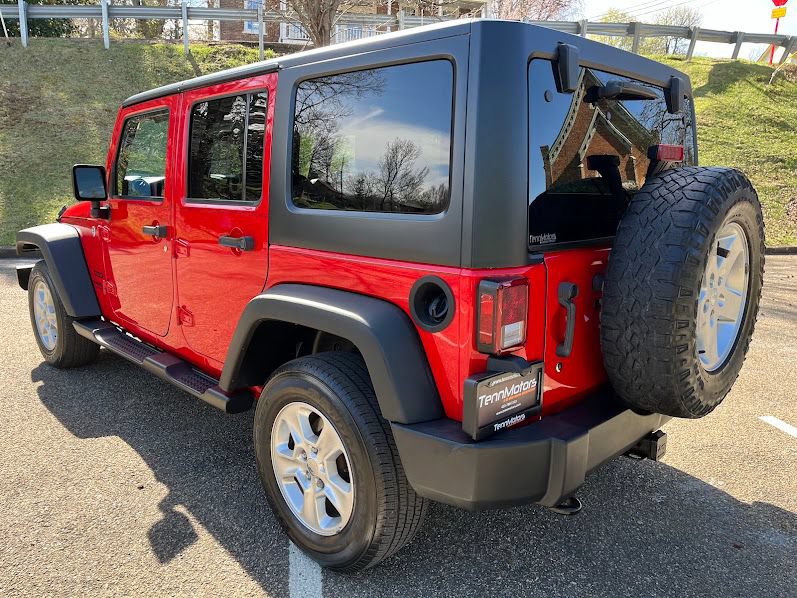 Used 2015 Jeep Wrangler Unlimited Sport w/ Quick Order Package 24S AWD/4WD image 30