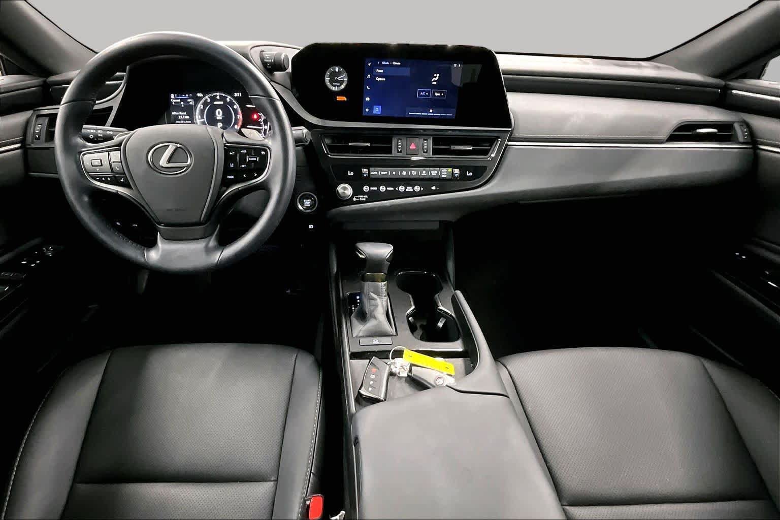 Used 2025 Lexus ES 350 w/ Accessory Package (Z2) FWD image 16