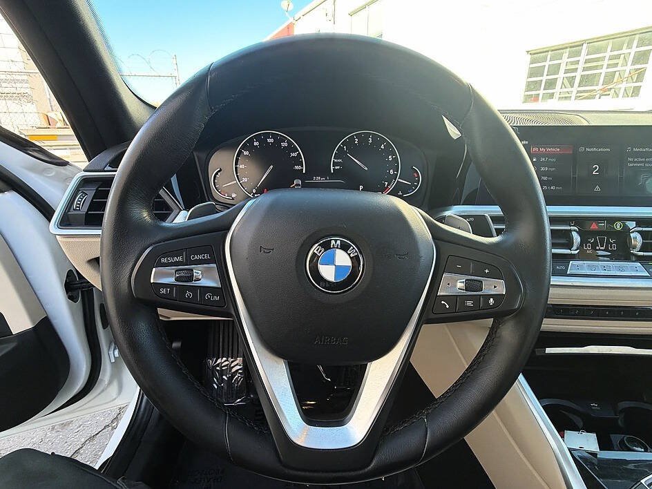 Used 2019 BMW 330i Sedan RWD image 6