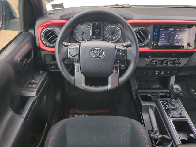 Used 2018 Toyota Tacoma TRD Sport RWD image 16
