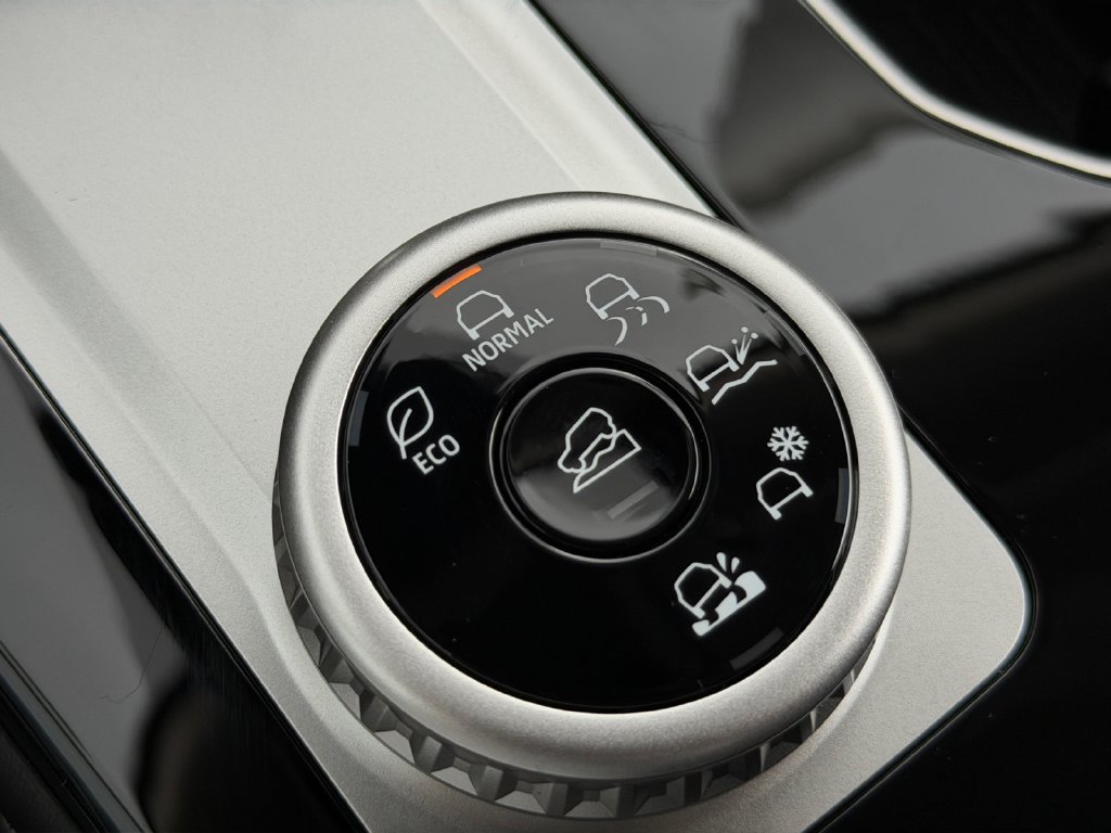 New 2026 Mitsubishi Outlander SE AWD/4WD image 13
