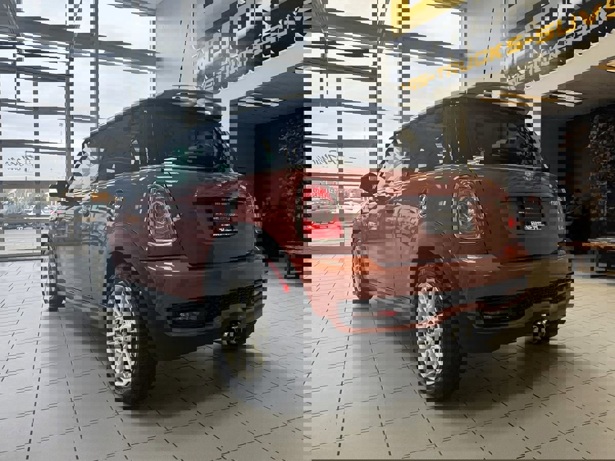 Used 2011 MINI Cooper S image 41