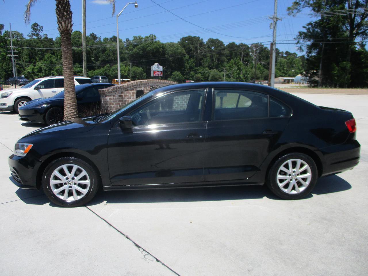 Used 2015 Volkswagen Jetta SE FWD image 17