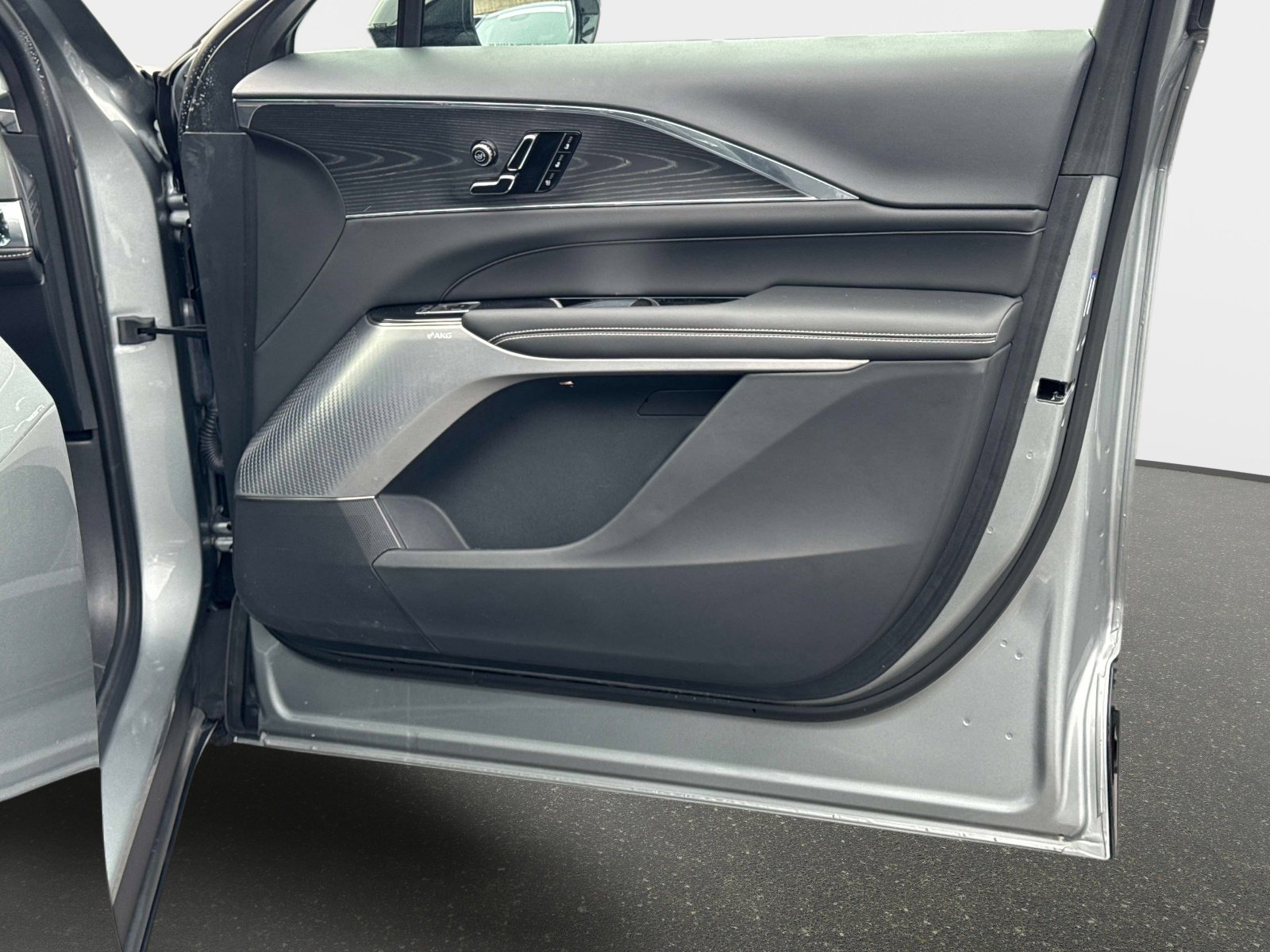 Certified 2024 Cadillac Lyriq Luxury w/ LPO, Floor Liner Package image 14