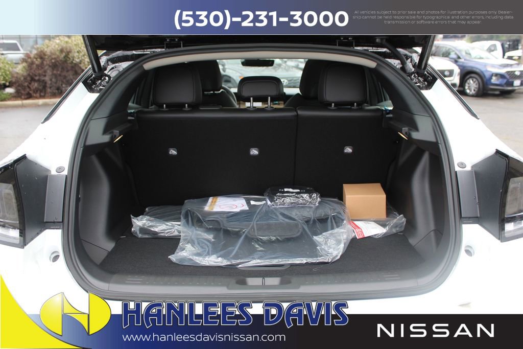 New 2026 Nissan Leaf Platinum+ w/ Cargo Package (Platinum+) image 10