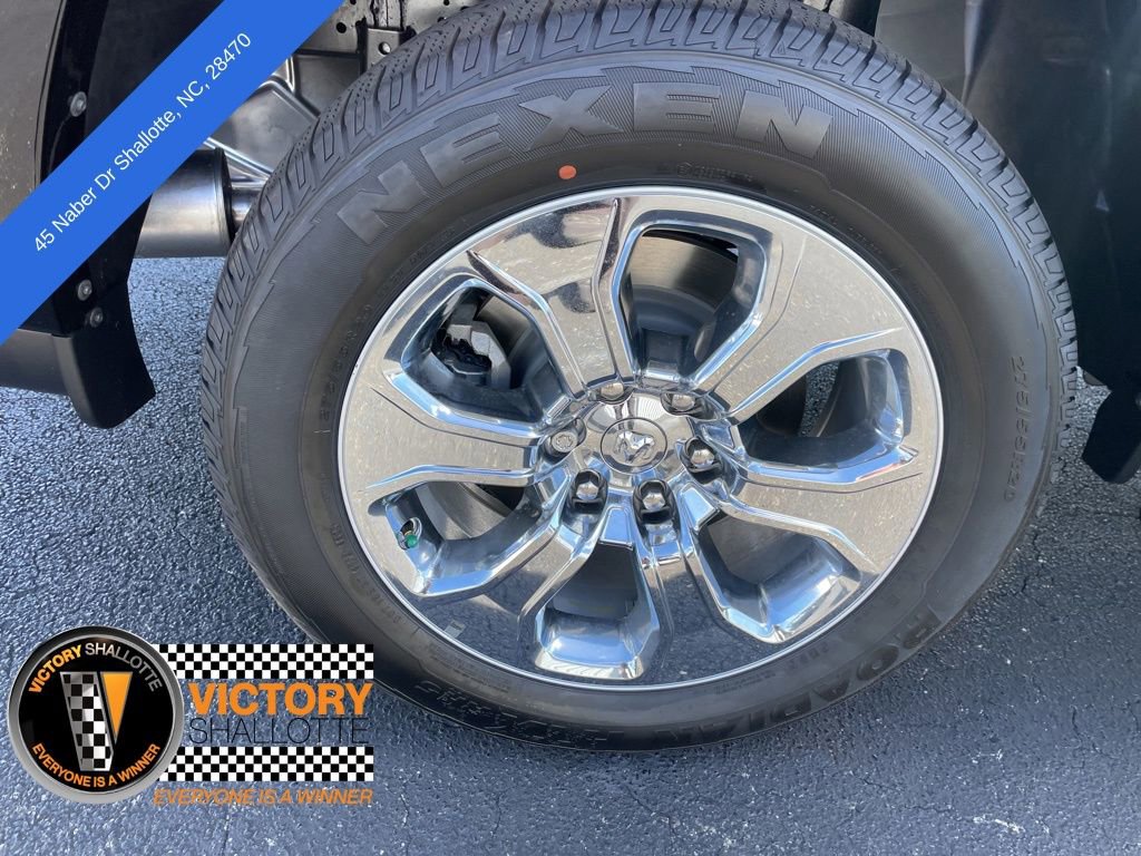 New 2026 RAM 1500 4x4 Crew Cab image 10